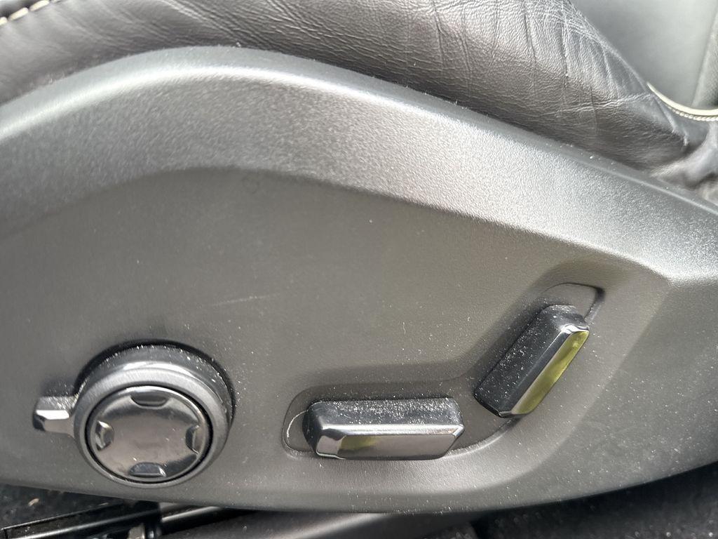 used 2021 Volvo XC60 car, priced at $23,848