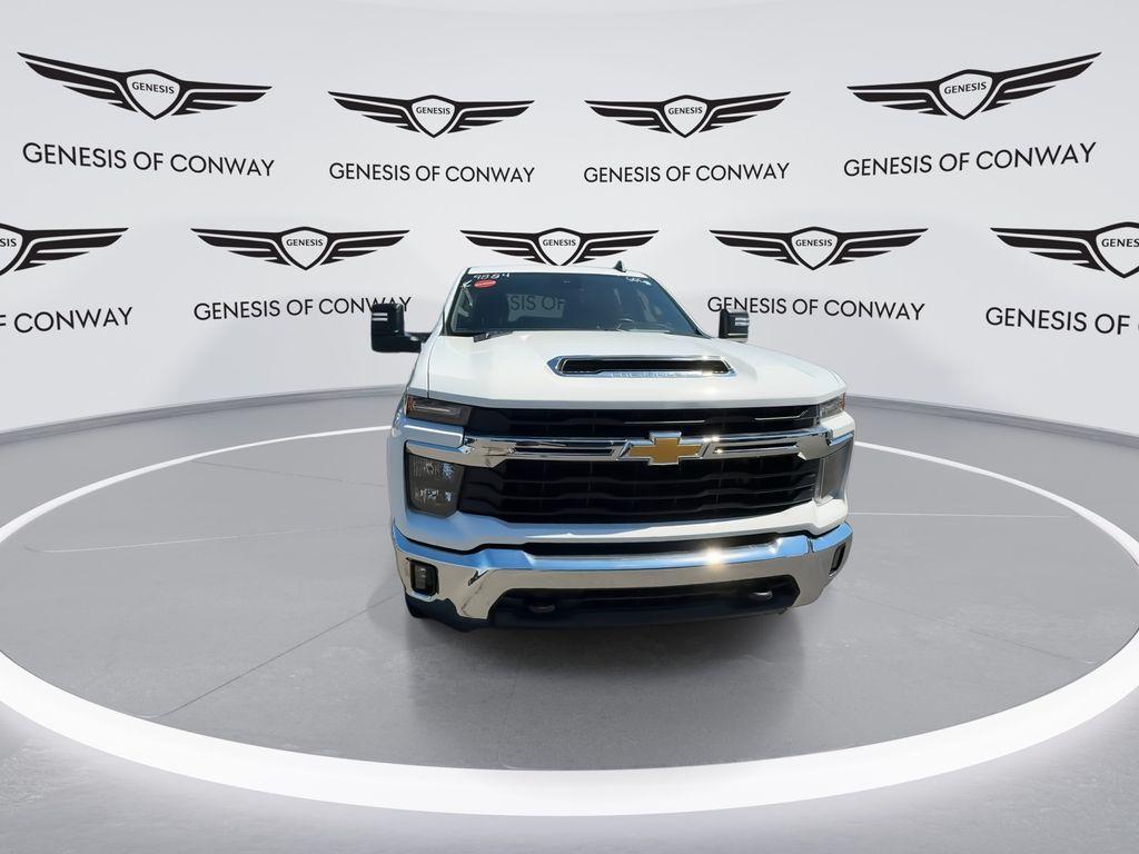 used 2025 Chevrolet Silverado 2500 car, priced at $55,618
