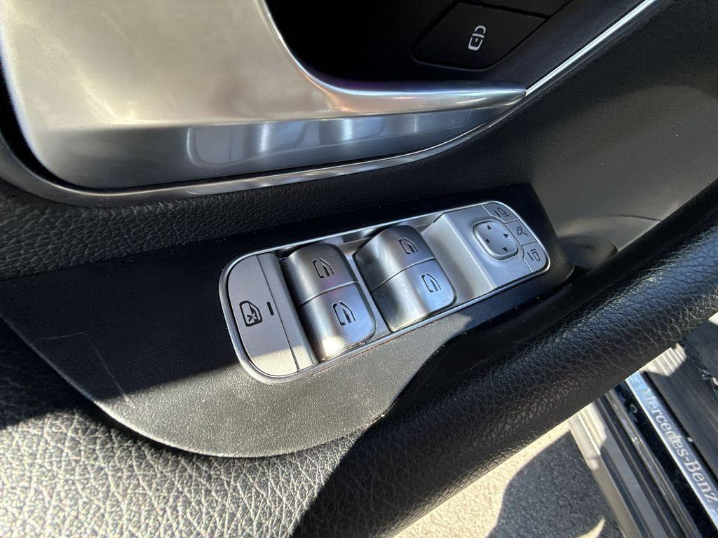 used 2024 Mercedes-Benz GLE 450 Plug-In Hybrid car, priced at $45,981