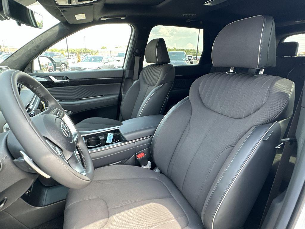 new 2025 Hyundai Palisade car, priced at $55,980