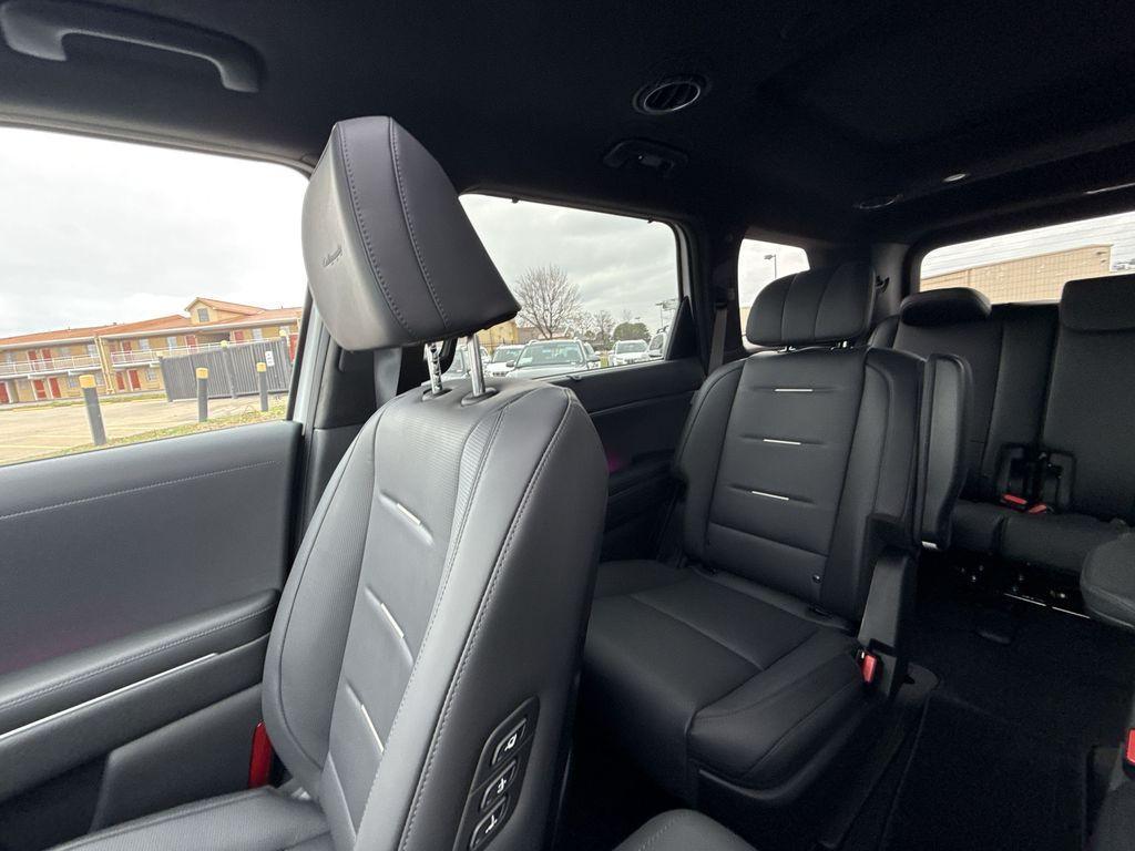 new 2026 Hyundai Palisade Hybrid car