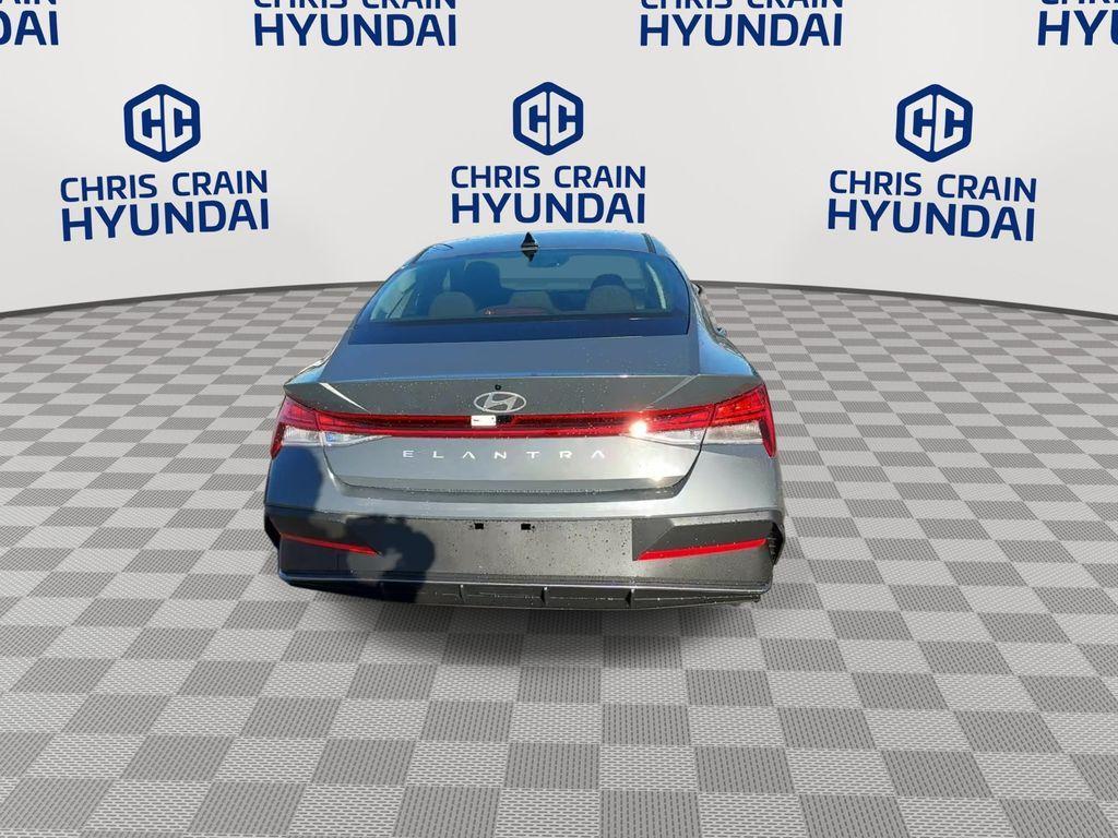 new 2026 Hyundai ELANTRA HEV car