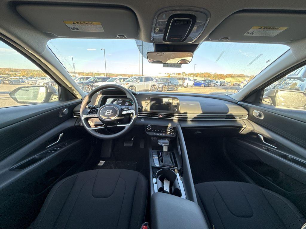 new 2026 Hyundai ELANTRA HEV car