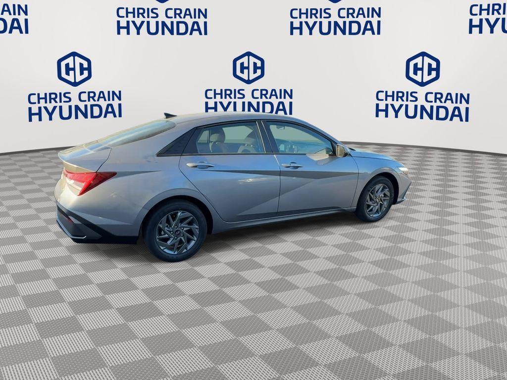 new 2026 Hyundai ELANTRA HEV car