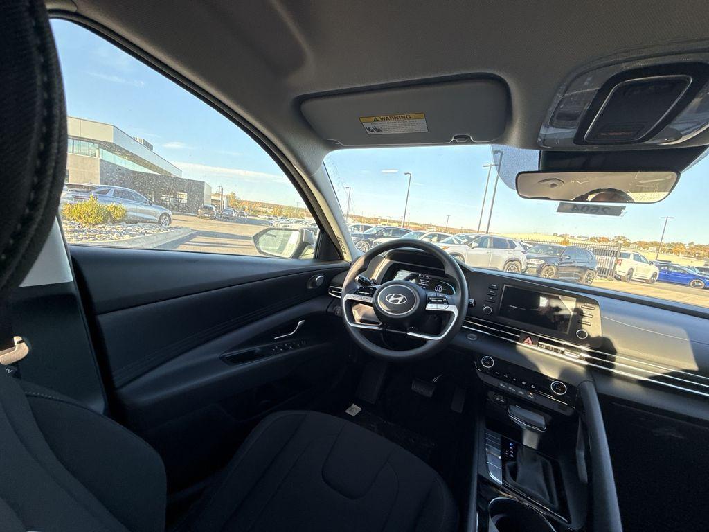 new 2026 Hyundai ELANTRA HEV car