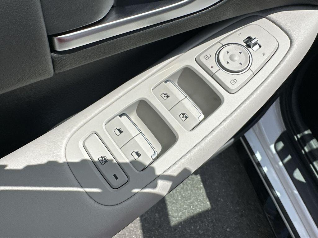 new 2025 Hyundai Sonata Hybrid car, priced at $31,065