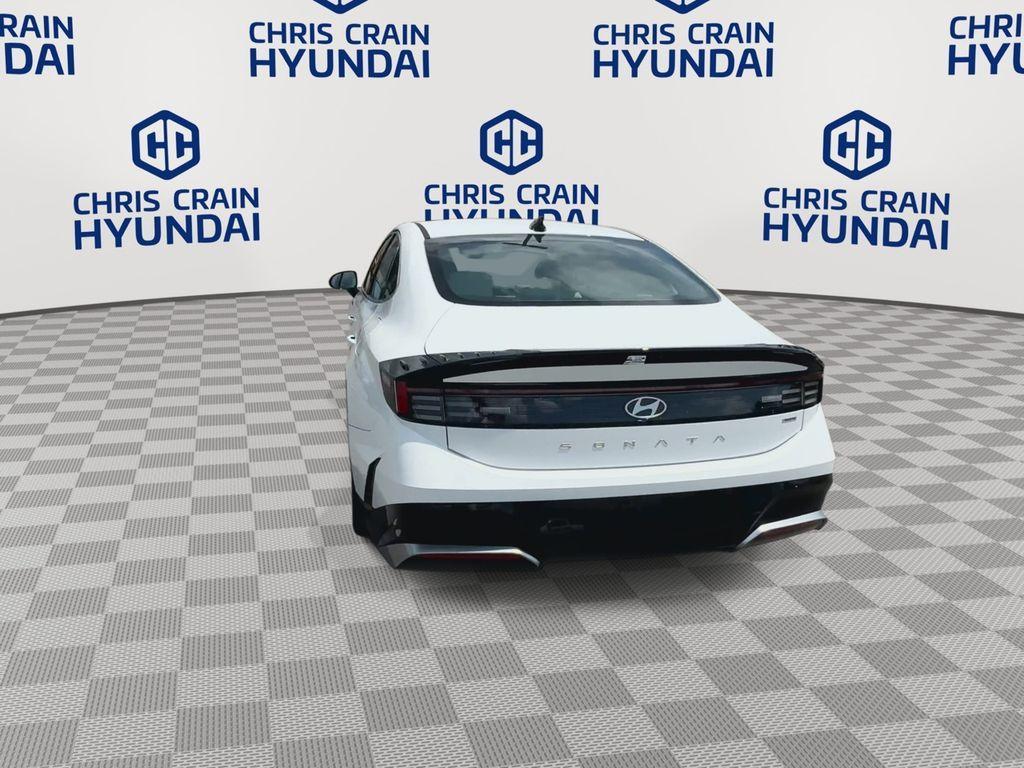 new 2025 Hyundai Sonata Hybrid car, priced at $31,065