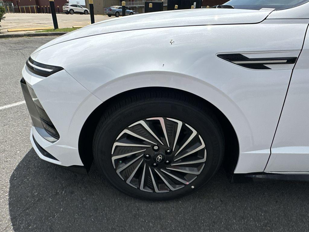 new 2025 Hyundai Sonata Hybrid car, priced at $31,065
