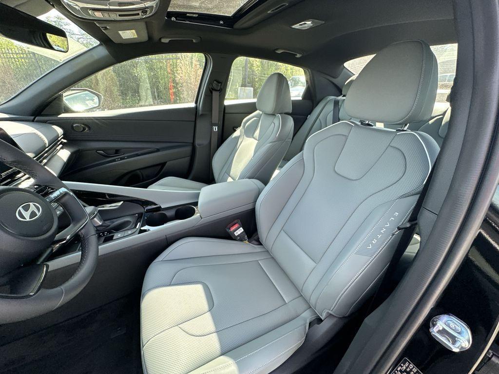 new 2025 Hyundai ELANTRA HEV car, priced at $28,670