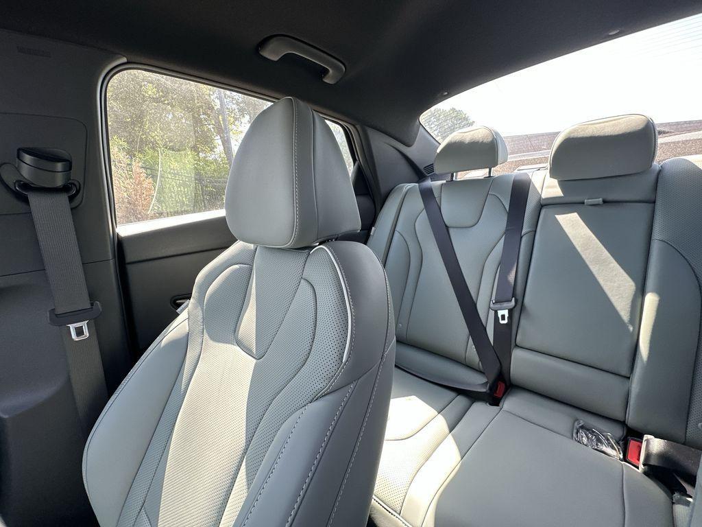 new 2025 Hyundai ELANTRA HEV car, priced at $28,670