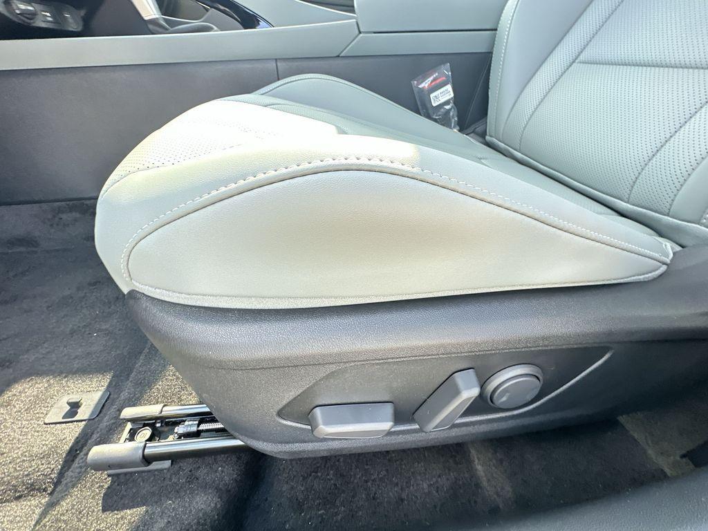 new 2025 Hyundai ELANTRA HEV car, priced at $28,670