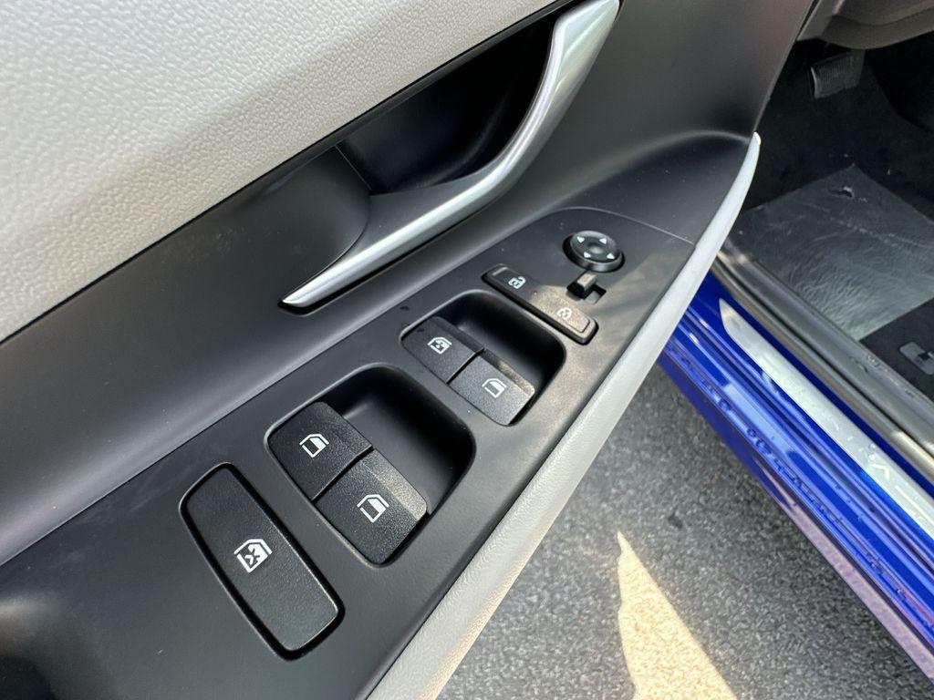 new 2025 Hyundai ELANTRA HEV car, priced at $28,655