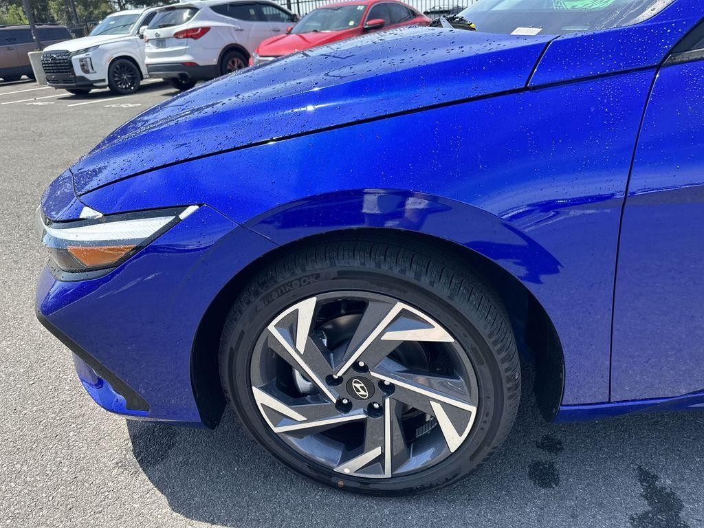 new 2025 Hyundai ELANTRA HEV car, priced at $28,655