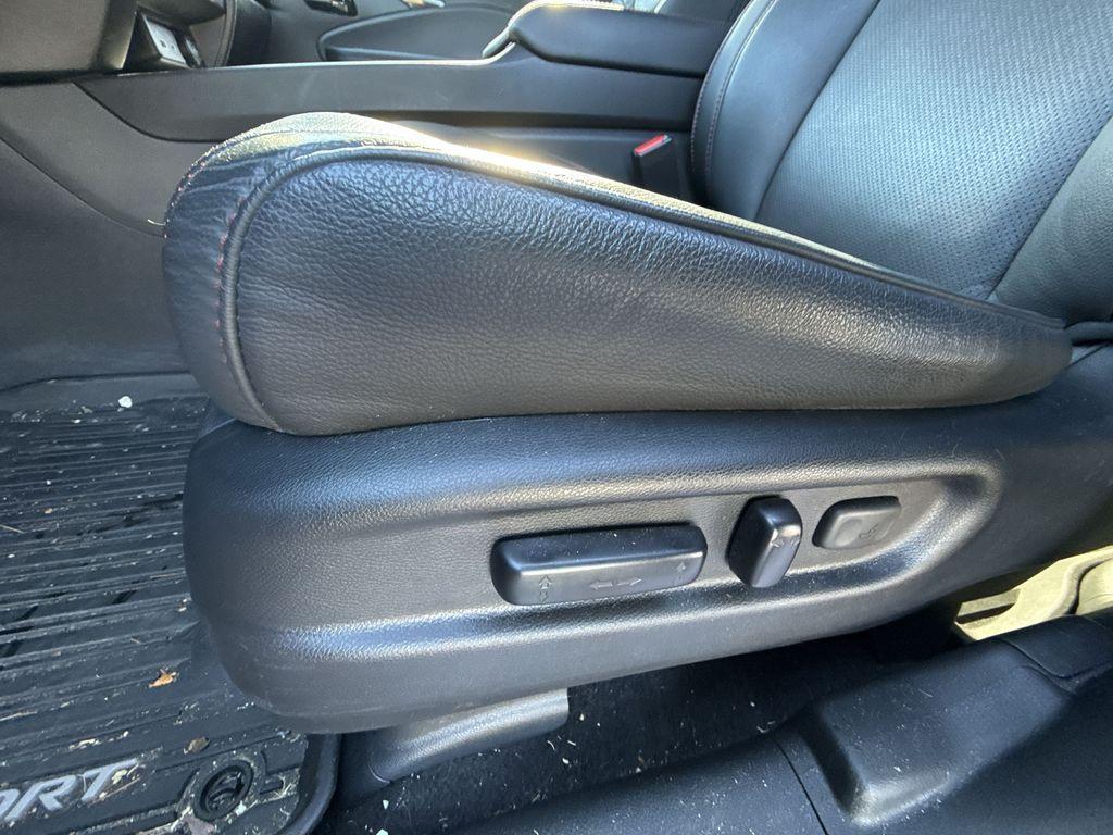 used 2024 Honda Passport car, priced at $36,916