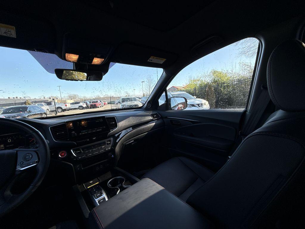 used 2024 Honda Passport car, priced at $36,916