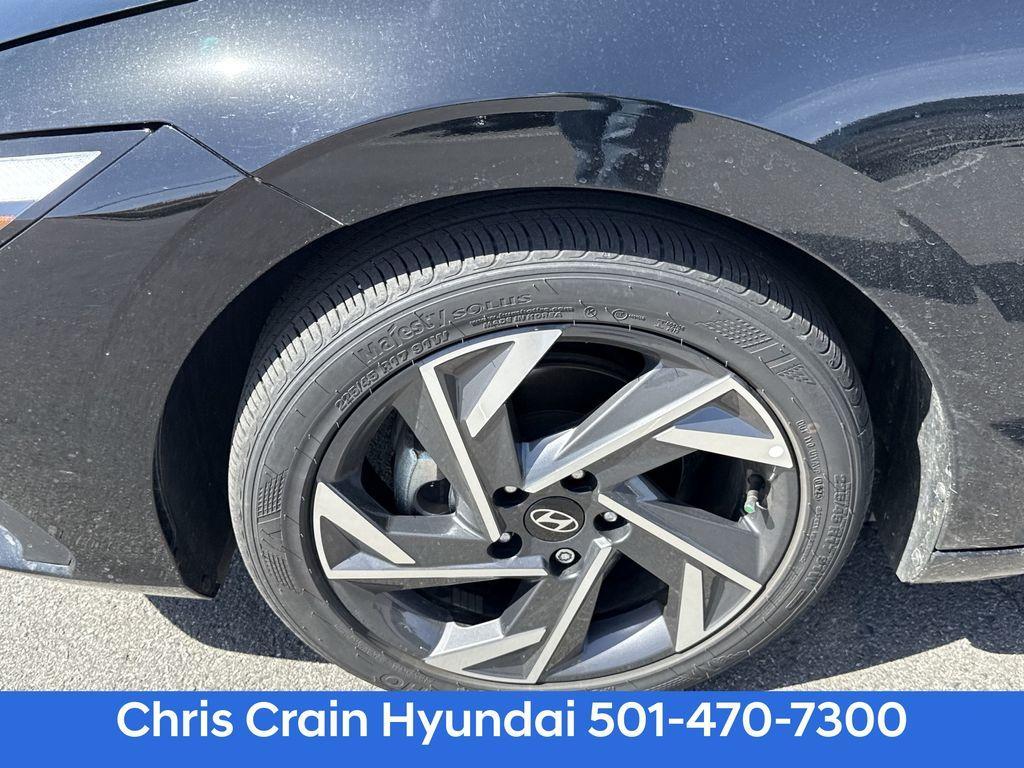 used 2025 Hyundai Elantra car, priced at $21,087