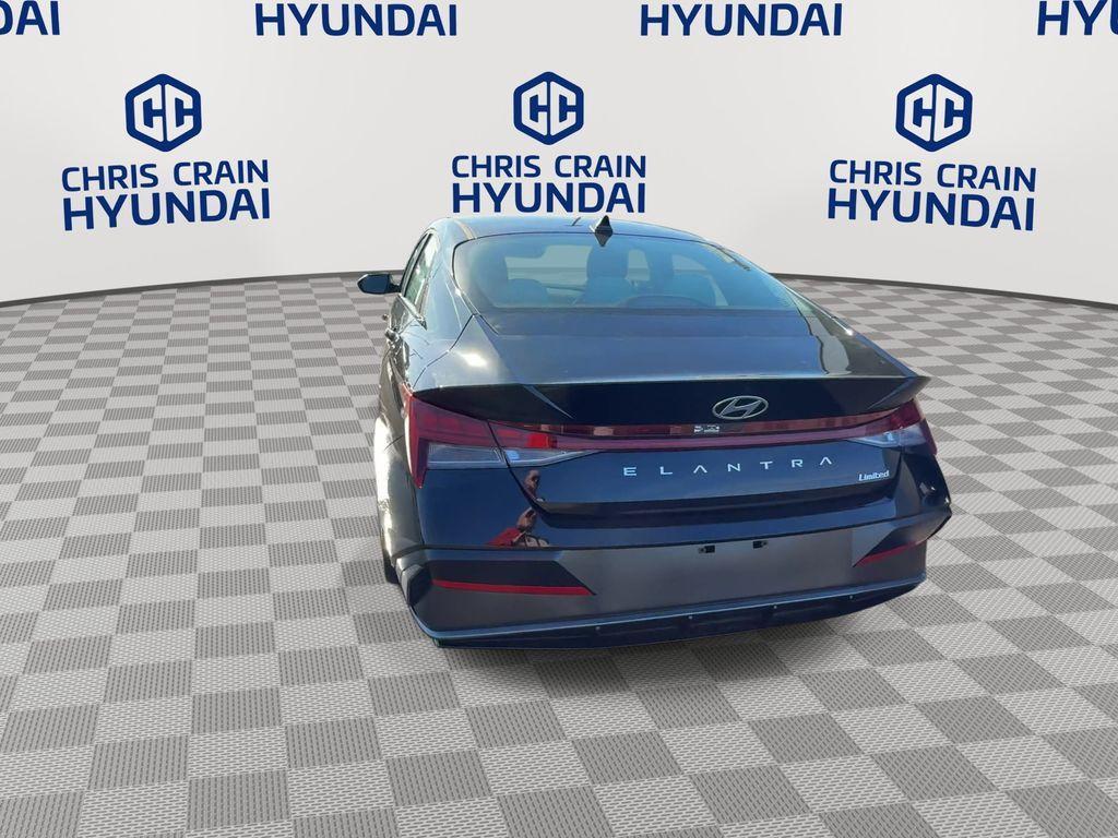new 2026 Hyundai Elantra car