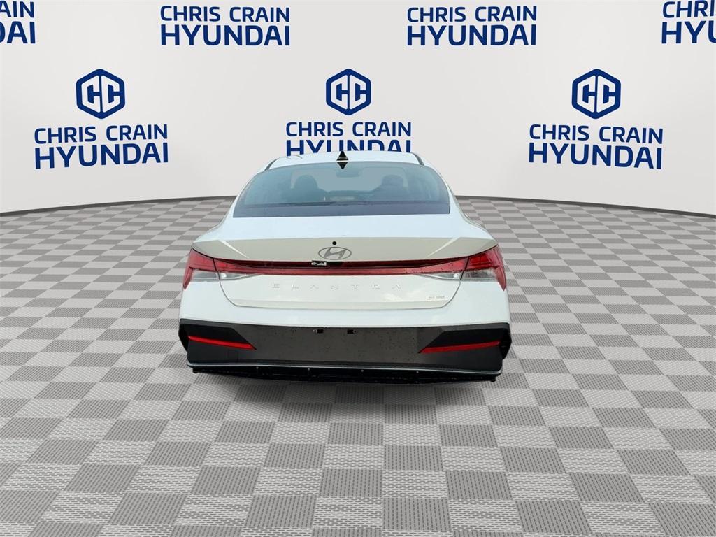 new 2026 Hyundai ELANTRA HEV car