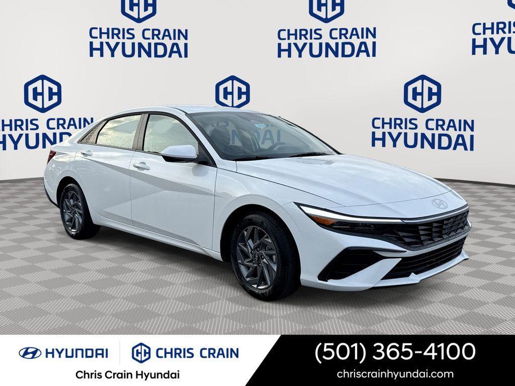 new 2026 Hyundai ELANTRA HEV car