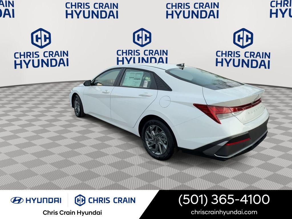 new 2026 Hyundai ELANTRA HEV car