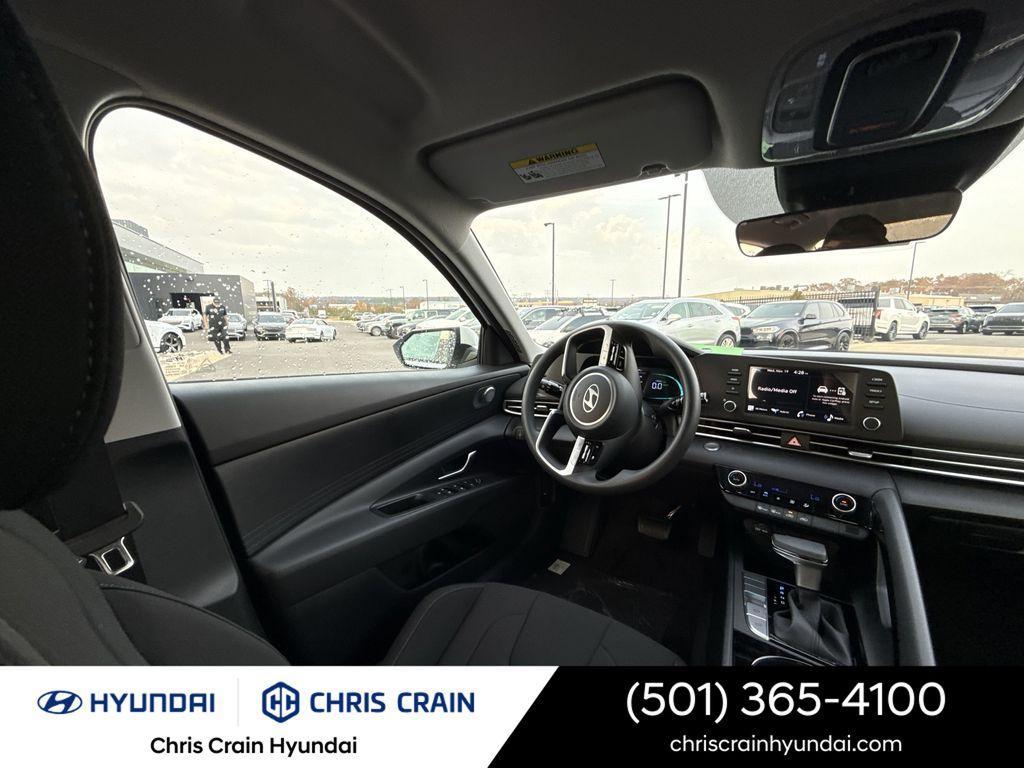 new 2026 Hyundai ELANTRA HEV car