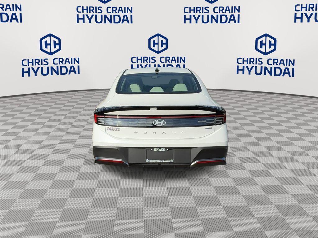 new 2026 Hyundai Sonata Hybrid car