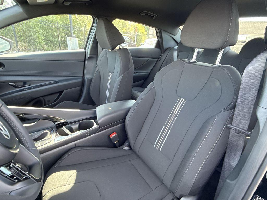 new 2026 Hyundai ELANTRA HEV car