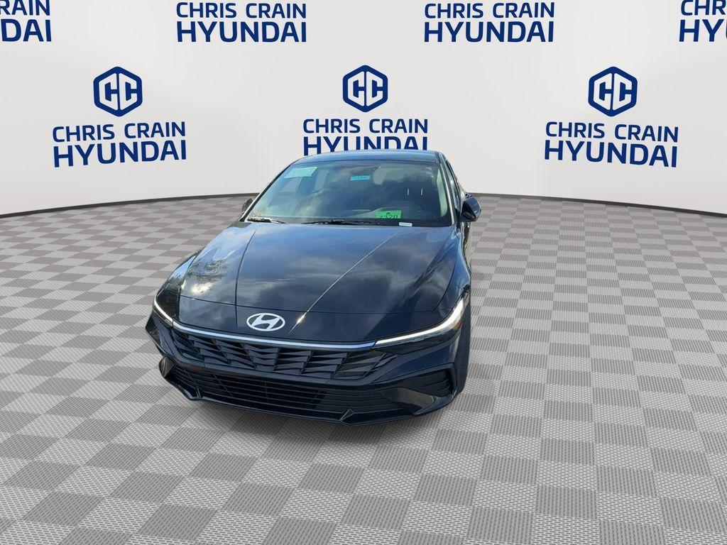 new 2026 Hyundai ELANTRA HEV car