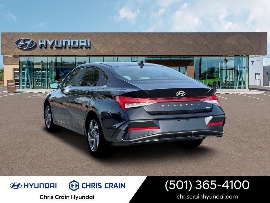 new 2026 Hyundai ELANTRA HEV car