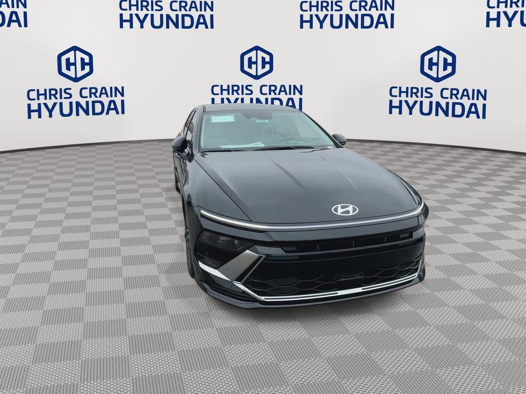new 2025 Hyundai Sonata Hybrid car, priced at $30,310