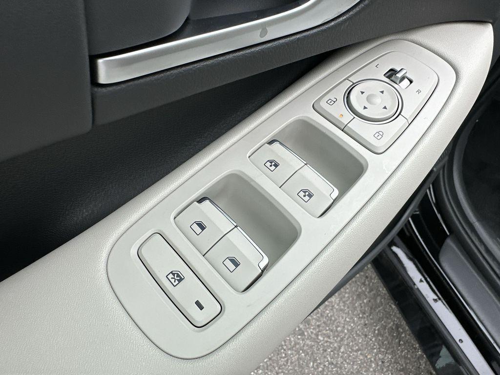 new 2025 Hyundai Sonata Hybrid car, priced at $30,310