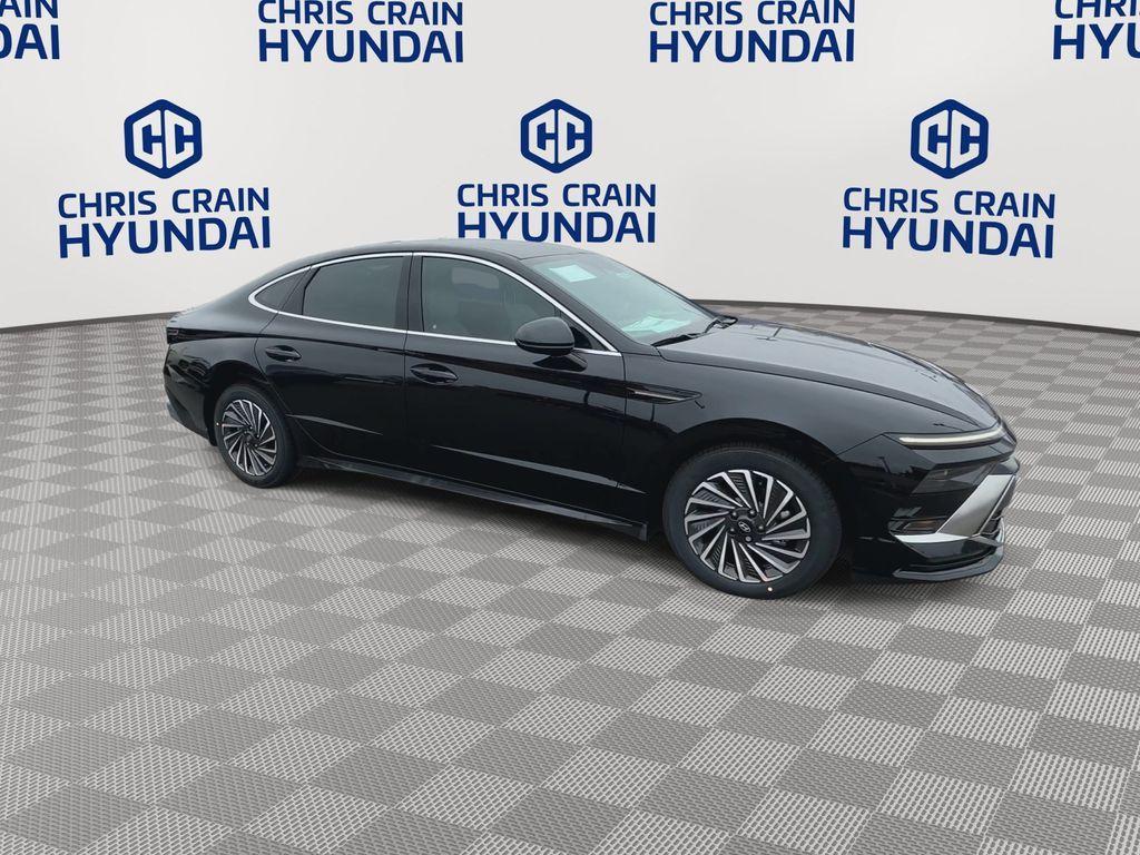 new 2025 Hyundai Sonata Hybrid car, priced at $30,310