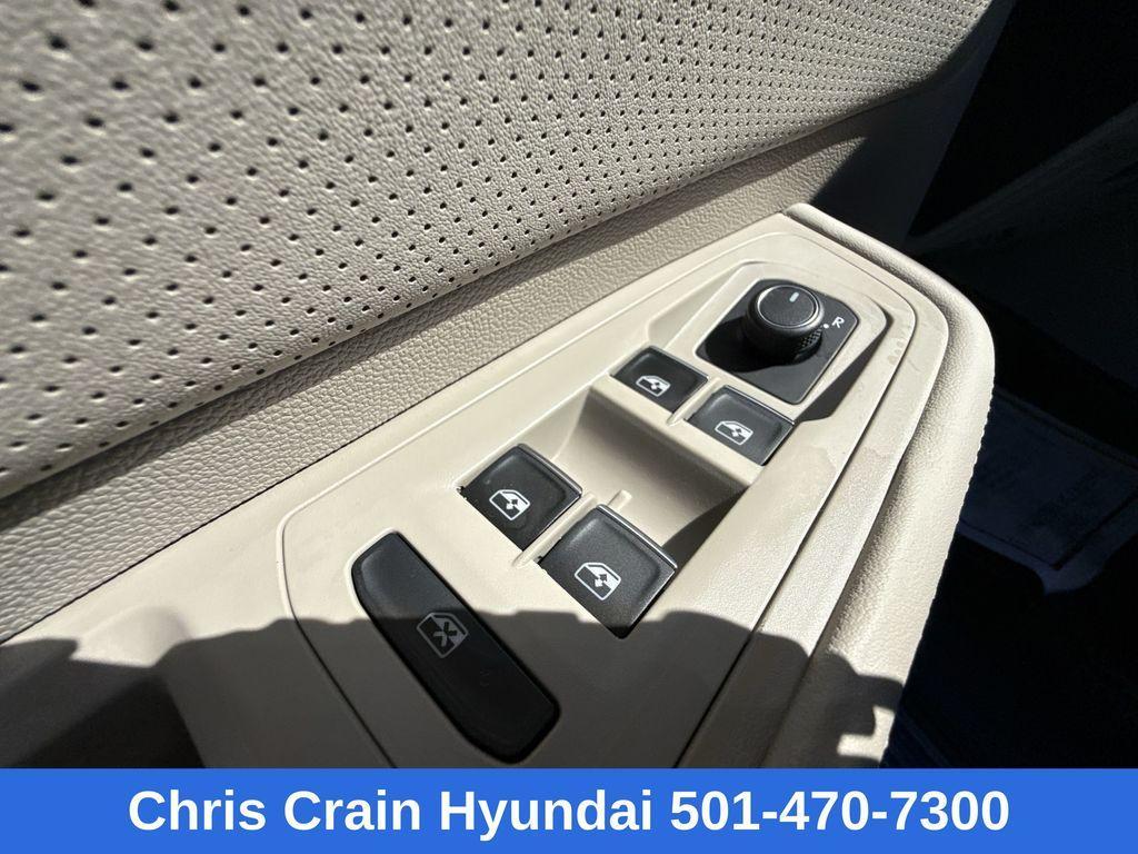 used 2025 Volkswagen Atlas car, priced at $31,079