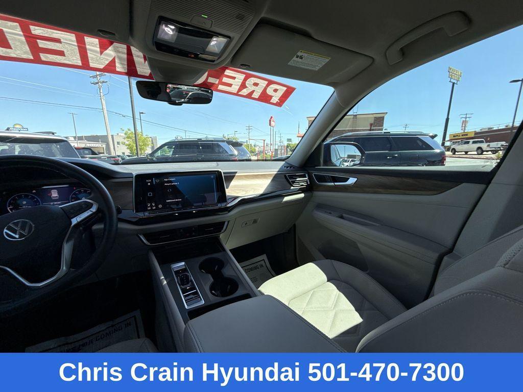 used 2025 Volkswagen Atlas car, priced at $31,079