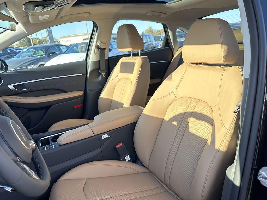 new 2026 Hyundai Sonata Hybrid car