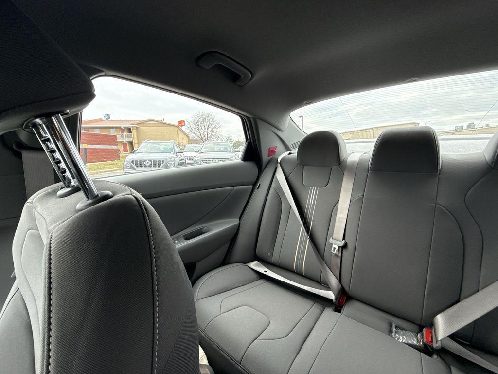 new 2026 Hyundai ELANTRA HEV car