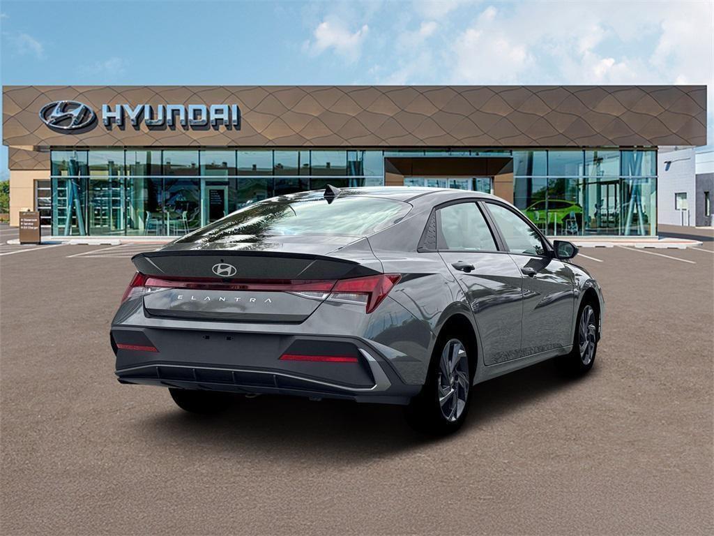 new 2026 Hyundai Elantra car