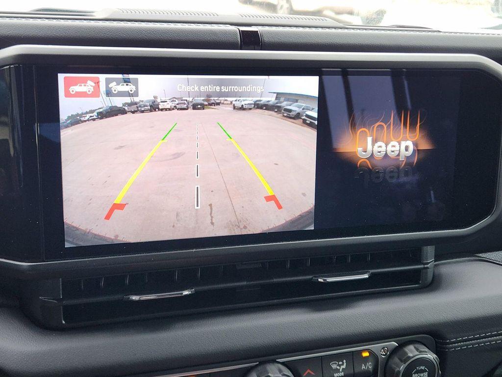 new 2025 Jeep Wrangler car, priced at $48,692