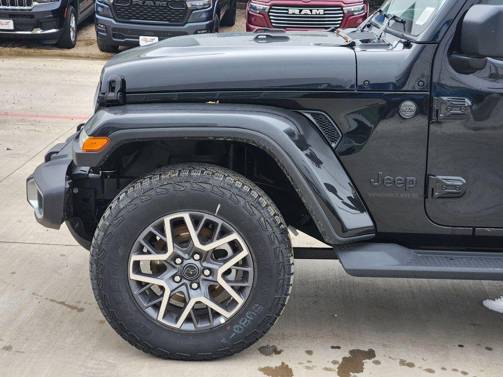 new 2025 Jeep Wrangler car, priced at $48,692