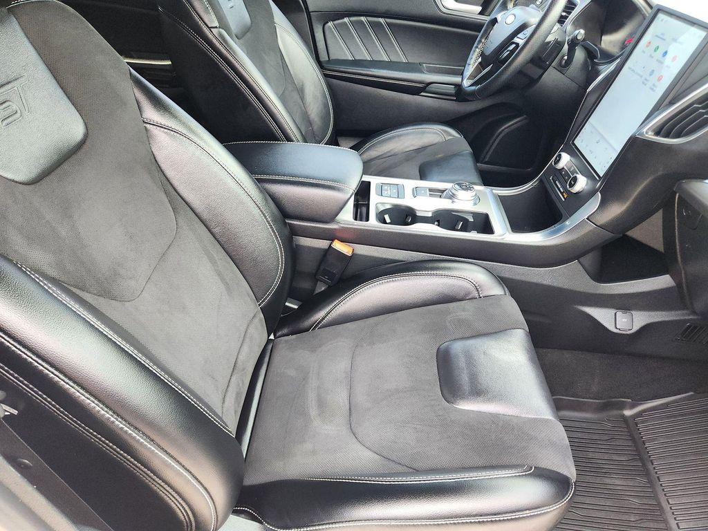 used 2022 Ford Edge car, priced at $25,491