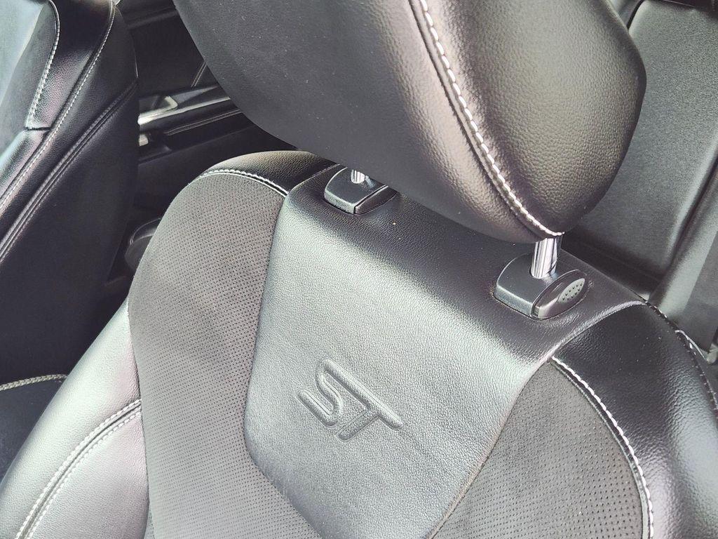 used 2022 Ford Edge car, priced at $25,491