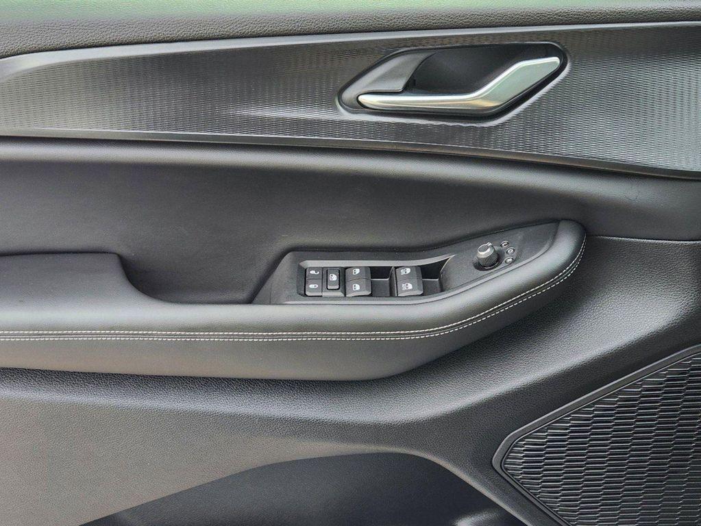 new 2025 Jeep Grand Cherokee car, priced at $34,991