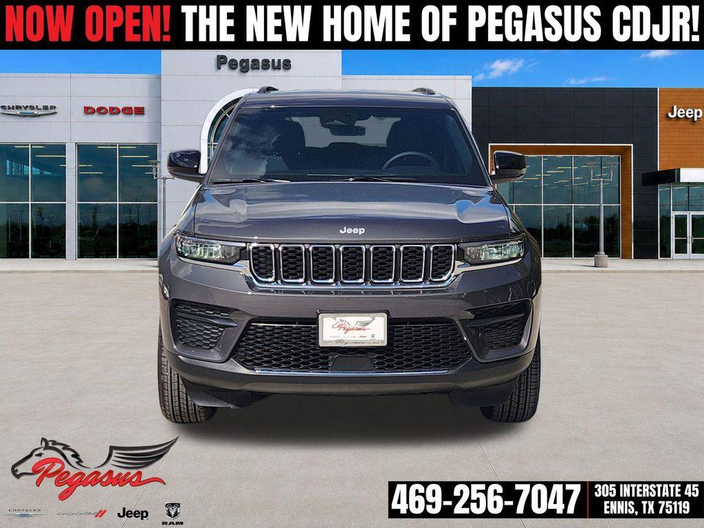 new 2026 Jeep Grand Cherokee car, priced at $36,426