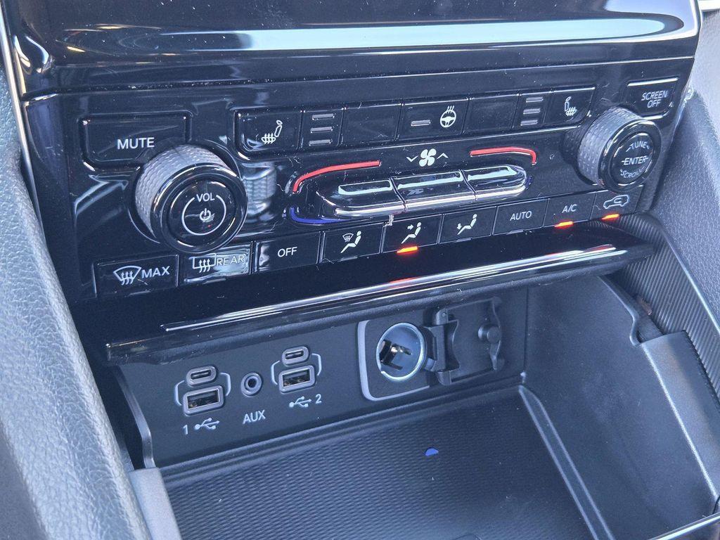 new 2025 Jeep Grand Cherokee L car, priced at $38,675