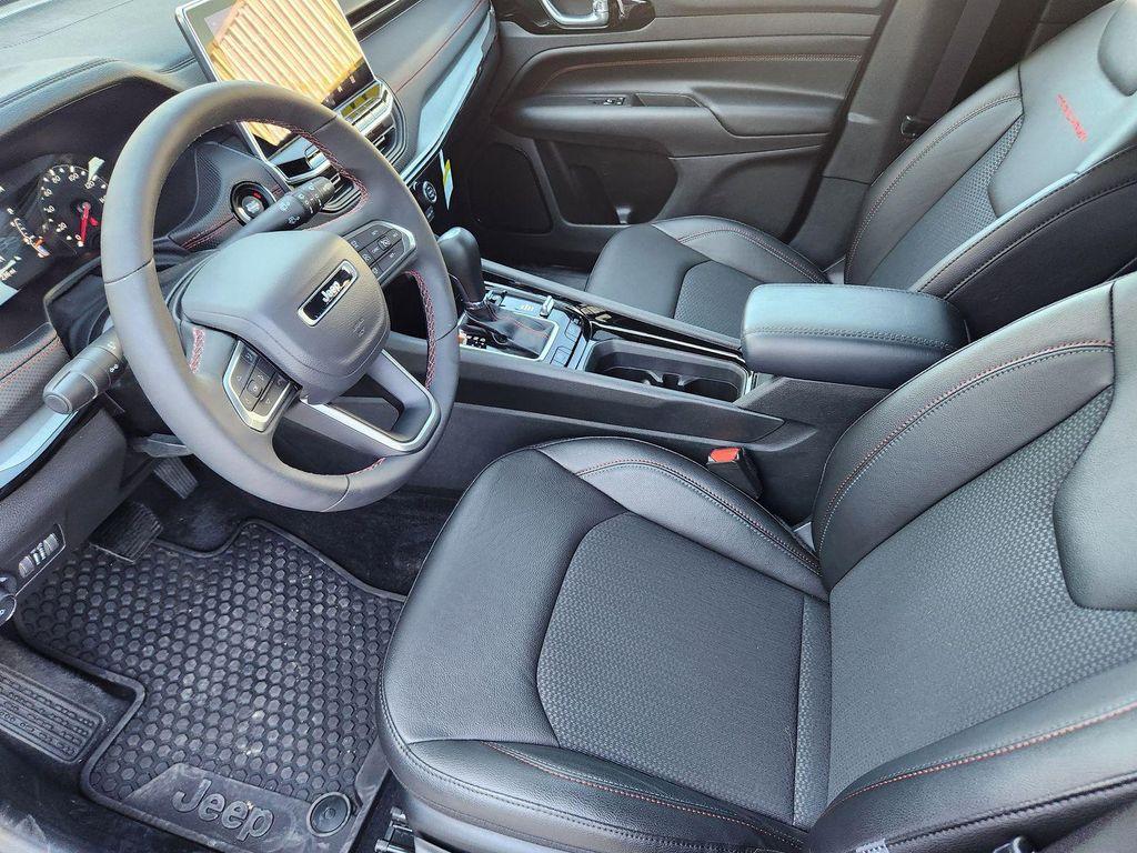 new 2025 Jeep Compass car, priced at $29,536