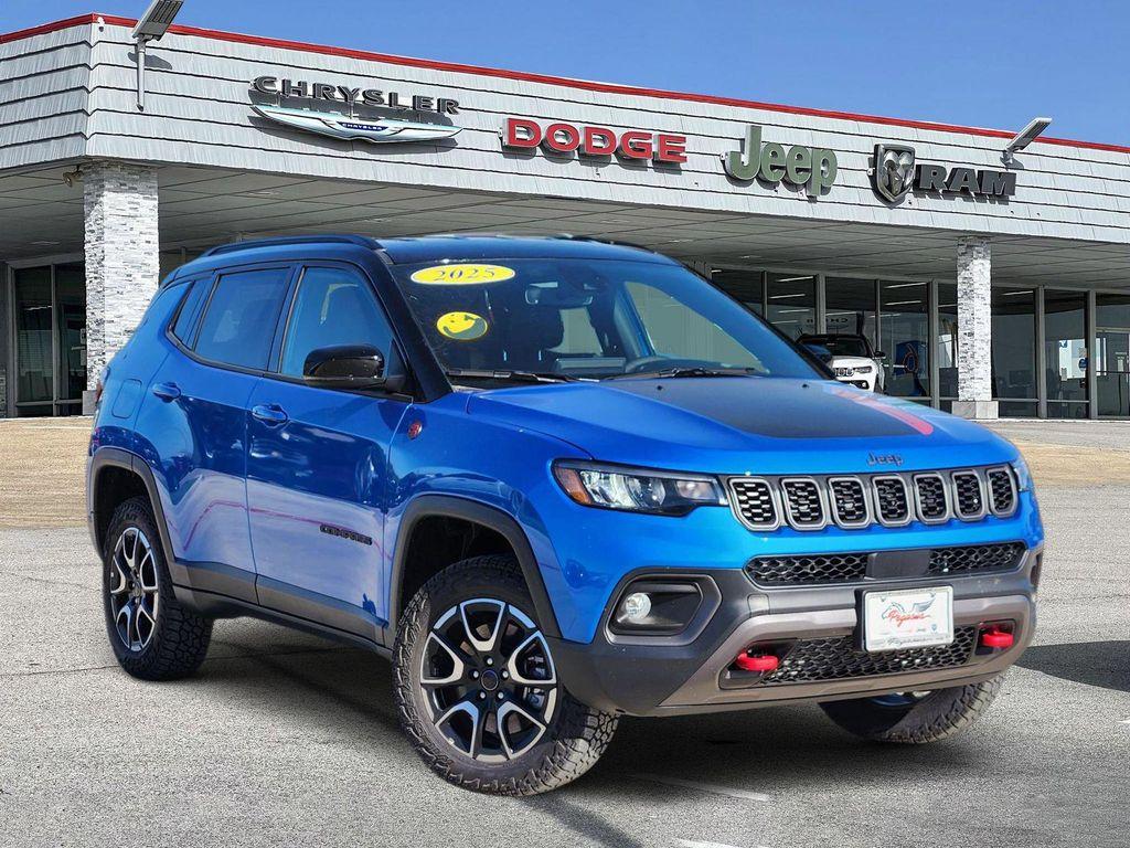 new 2025 Jeep Compass car, priced at $29,536