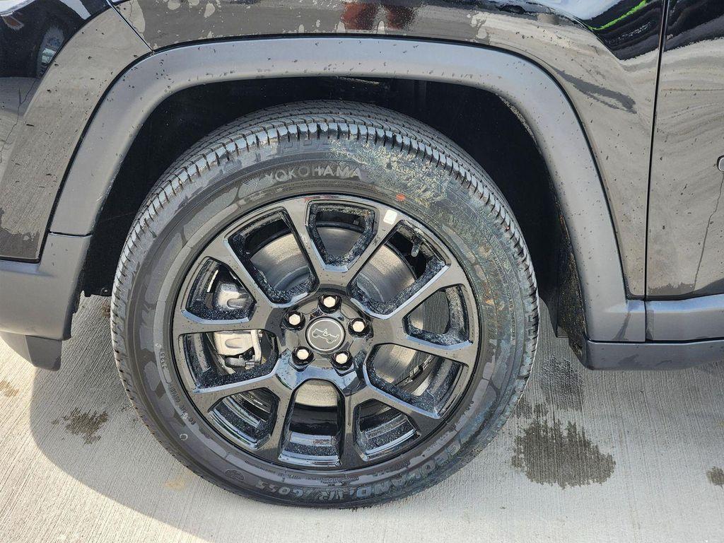new 2026 Jeep Compass car, priced at $29,822