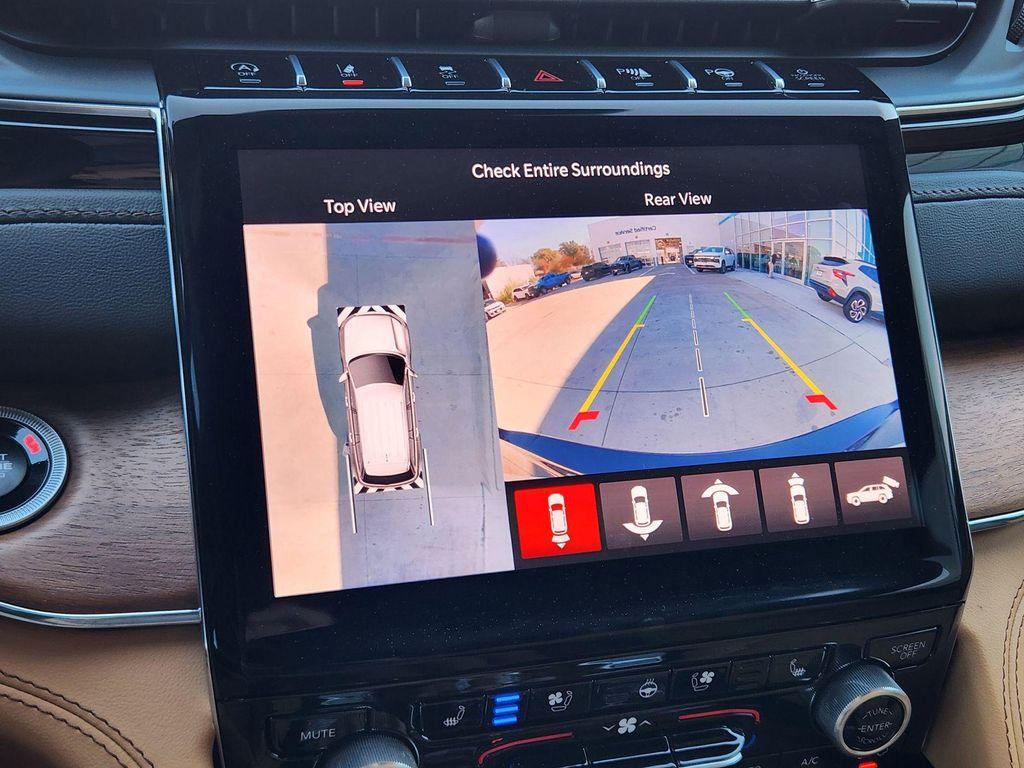 new 2025 Jeep Grand Cherokee L car, priced at $60,301