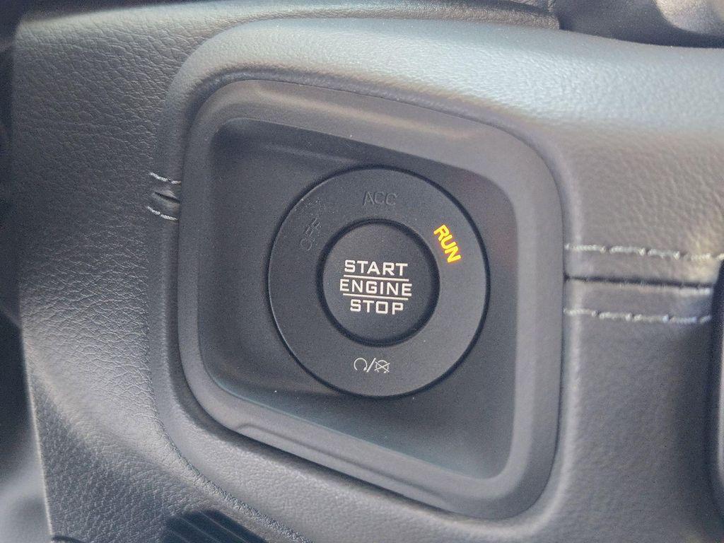 new 2025 Jeep Wrangler car, priced at $49,064