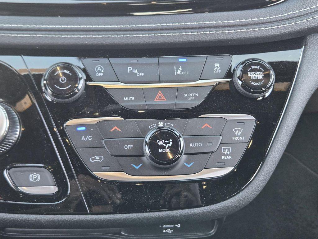 new 2026 Chrysler Pacifica car, priced at $38,995